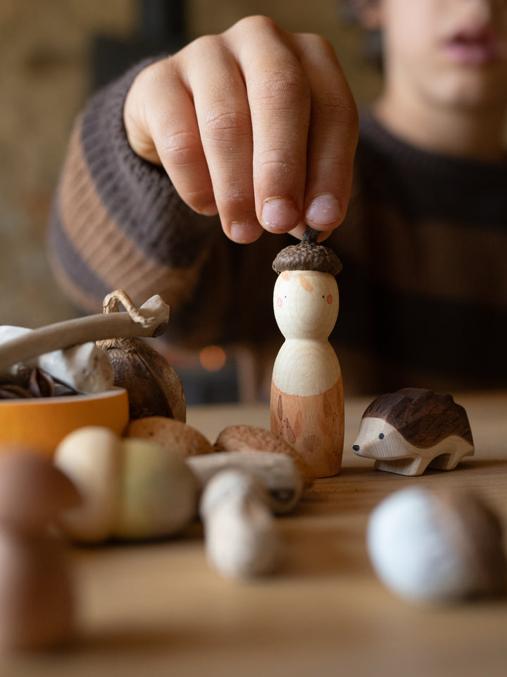 Ostheimer x Grapat 80137 Hello Autumn SET Holzfiguren in Aktion